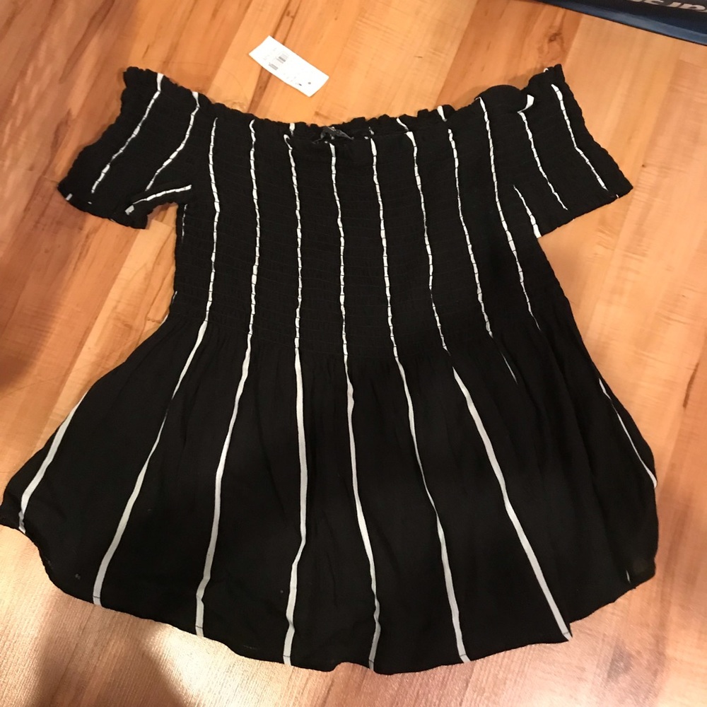 PacSun Kendall & Kylie off the shoulder black top